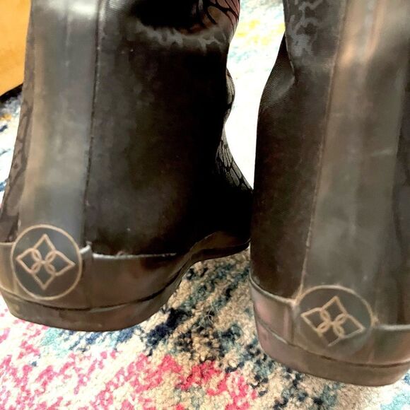 Dav Waterproof Rain Boots Snakeskin Tall, Size 10 - Picture 5 of 8